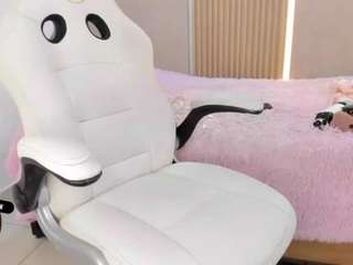 Live cam show with Stephany-Summer
