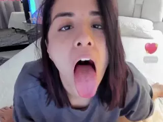 Carolina fox's Live Sex Cam Show