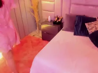 Carolina fox's Live Sex Cam Show