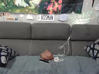 cloudycuddler's Live Sex Cam Show