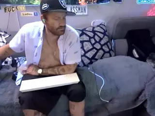 cloudycuddler's Live Sex Cam Show