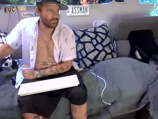 cloudycuddler's Live Sex Cam Show