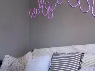 AnnaSixT's Live Sex Cam Show
