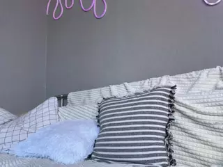 AnnaSixT's Live Sex Cam Show
