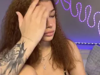 AnnaSixT's Live Sex Cam Show