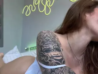 AnnaSixT's Live Sex Cam Show