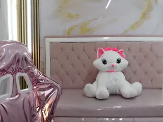 Clara-Evans-S's Live Sex Cam Show