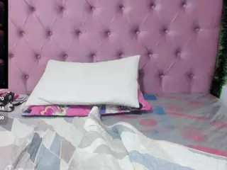 kendall-star1's Live Sex Cam Show