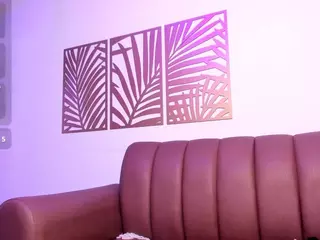 ReginaMills's Live Sex Cam Show