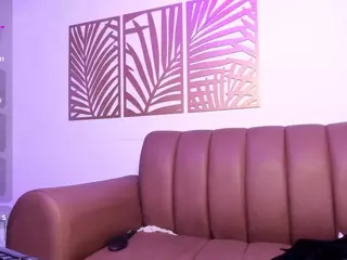 ReginaMills's Live Sex Cam Show