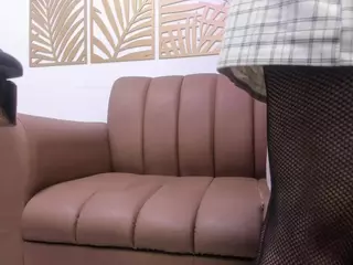 ReginaMills's Live Sex Cam Show
