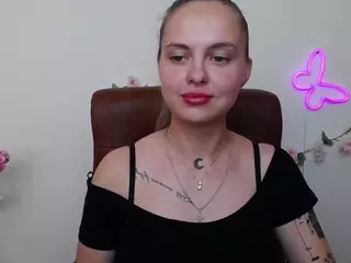 KhaleesiMoon's Live Sex Cam Show