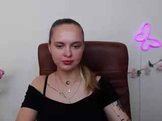 KhaleesiMoon's Live Sex Cam Show
