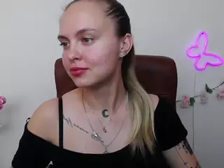 KhaleesiMoon's Live Sex Cam Show