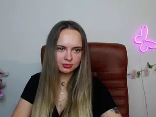 KhaleesiMoon's Live Sex Cam Show