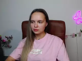 KhaleesiMoon's Live Sex Cam Show