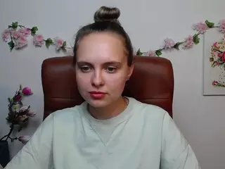 KhaleesiMoon's Live Sex Cam Show