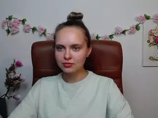 KhaleesiMoon's Live Sex Cam Show