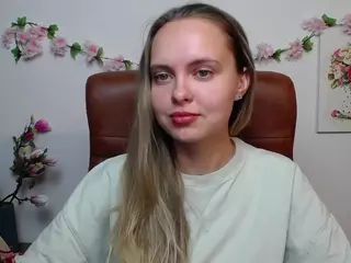 KhaleesiMoon's Live Sex Cam Show