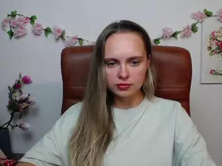 KhaleesiMoon's Live Sex Cam Show