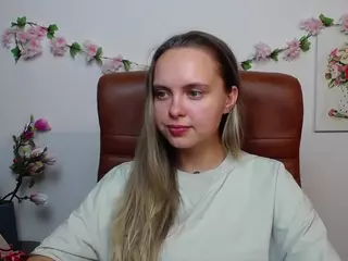 KhaleesiMoon's Live Sex Cam Show