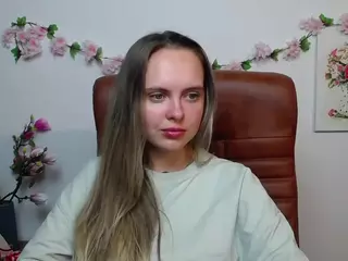 KhaleesiMoon's Live Sex Cam Show