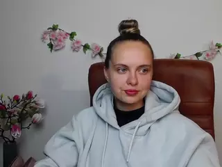 KhaleesiMoon's Live Sex Cam Show