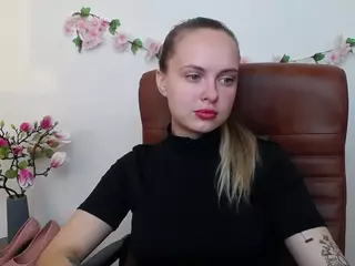 KhaleesiMoon's Live Sex Cam Show