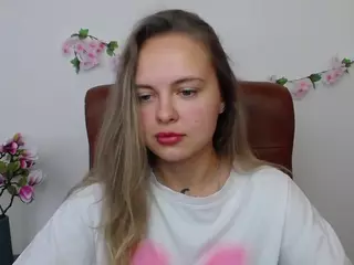 KhaleesiMoon's Live Sex Cam Show