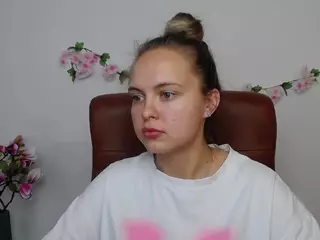 KhaleesiMoon's Live Sex Cam Show