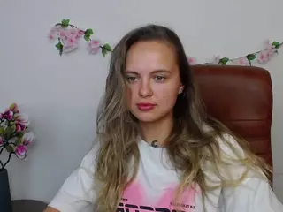 KhaleesiMoon's Live Sex Cam Show