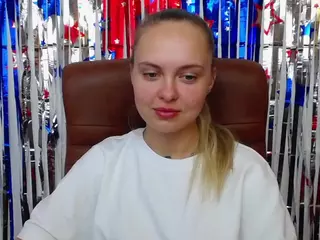 KhaleesiMoon's Live Sex Cam Show