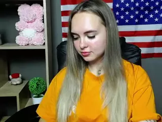KhaleesiMoon's Live Sex Cam Show