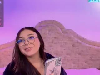 Scarletfox18's Live Sex Cam Show