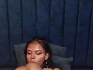 ziommysousa's Live Sex Cam Show