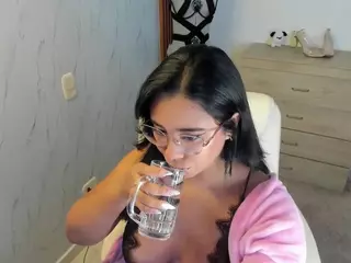 AlejaBelle's Live Sex Cam Show