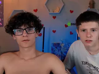 den-rich's Live Sex Cam Show
