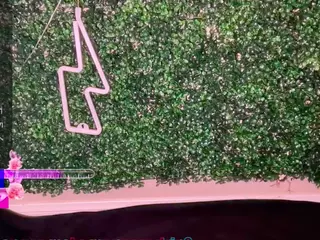 Dirty Girl Daisy's Live Sex Cam Show