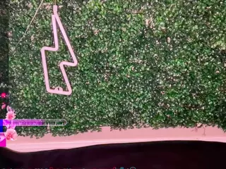 Dirty Girl Daisy's Live Sex Cam Show