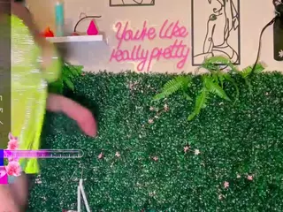 Dirty Girl Daisy's Live Sex Cam Show