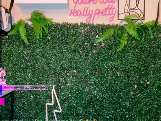 Dirty Girl Daisy's Live Sex Cam Show