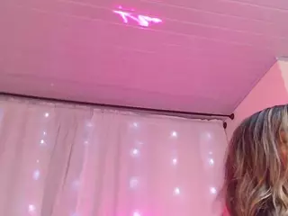 KloeFernandez's Live Sex Cam Show
