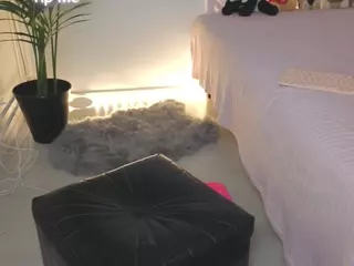 kris-kiskis's Live Sex Cam Show