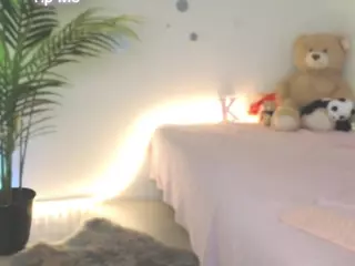 kris-kiskis's Live Sex Cam Show