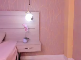 NathyGomez's Live Sex Cam Show
