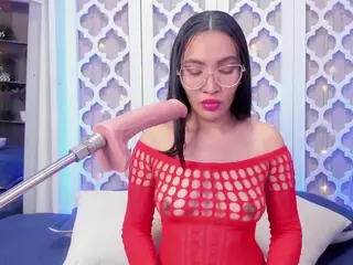 Lucy Liiu's Live Sex Cam Show