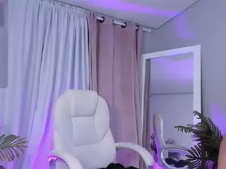 Lucy Liiu's Live Sex Cam Show