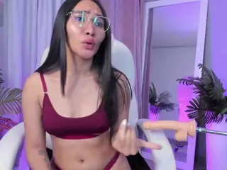 Lucy Liiu's Live Sex Cam Show