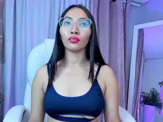 Lucy Liiu's Live Sex Cam Show