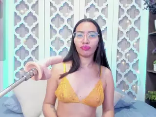 Lucy Liiu's Live Sex Cam Show